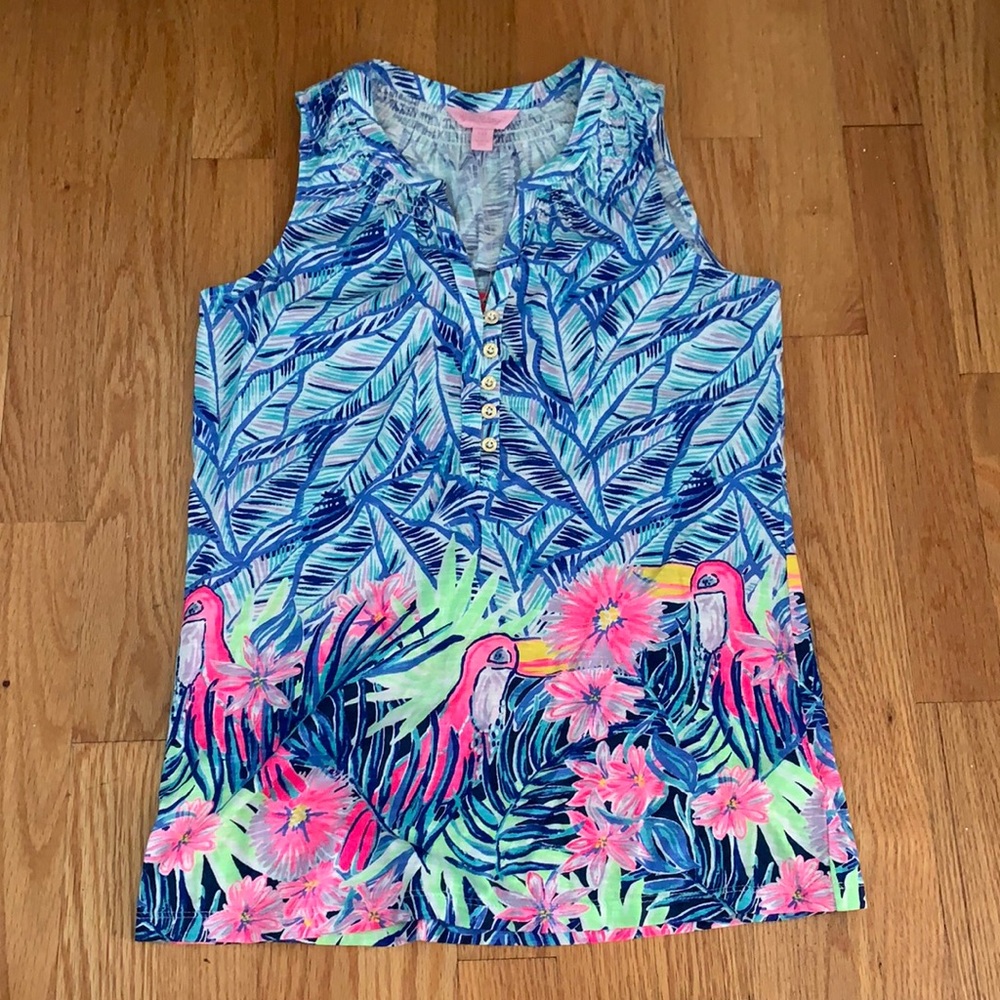 Lily Pulitzer sleeveless top size XXS. Super cute print
